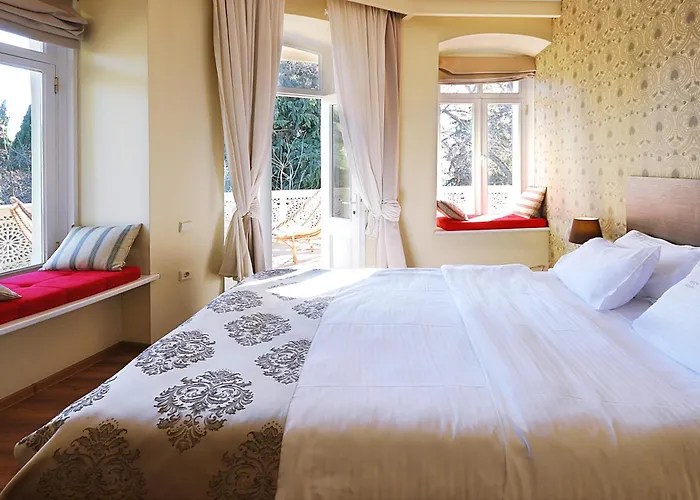 Resort: Tekla Palace By Urban Hotels
